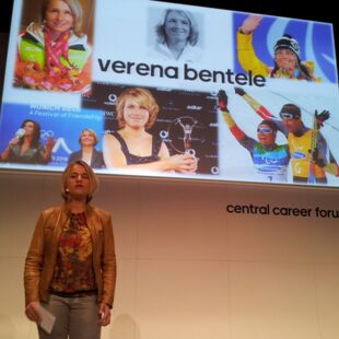 Keynote Speakerin Verena Bentele beim Adidas Central Career Forum_Copyright Jan Gerspach