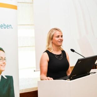 Keynote Speakerin Verena Bentele bei ihrem Vortrag für den Bundesverband Sekretariat und Büromanagement e. V._2_Copyright Kunde